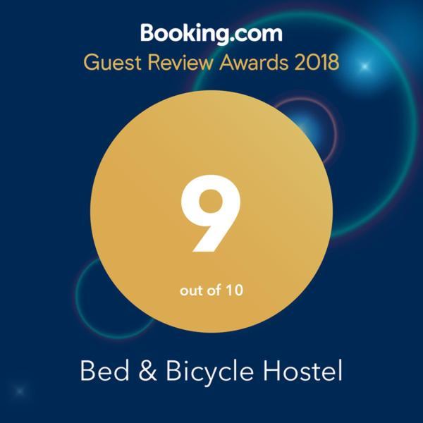 Bed & Bicycle Hostel Dehiwala-Mount Lavinia Exterior photo