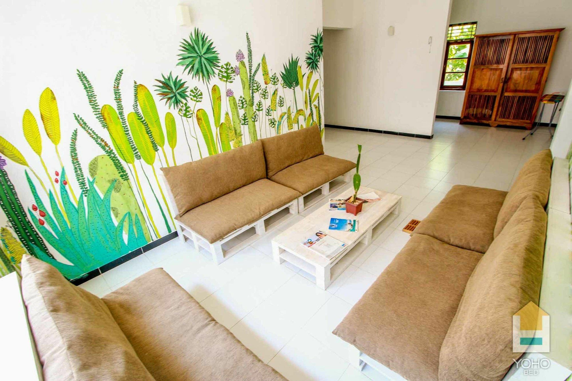 Bed & Bicycle Hostel Dehiwala-Mount Lavinia Exterior photo