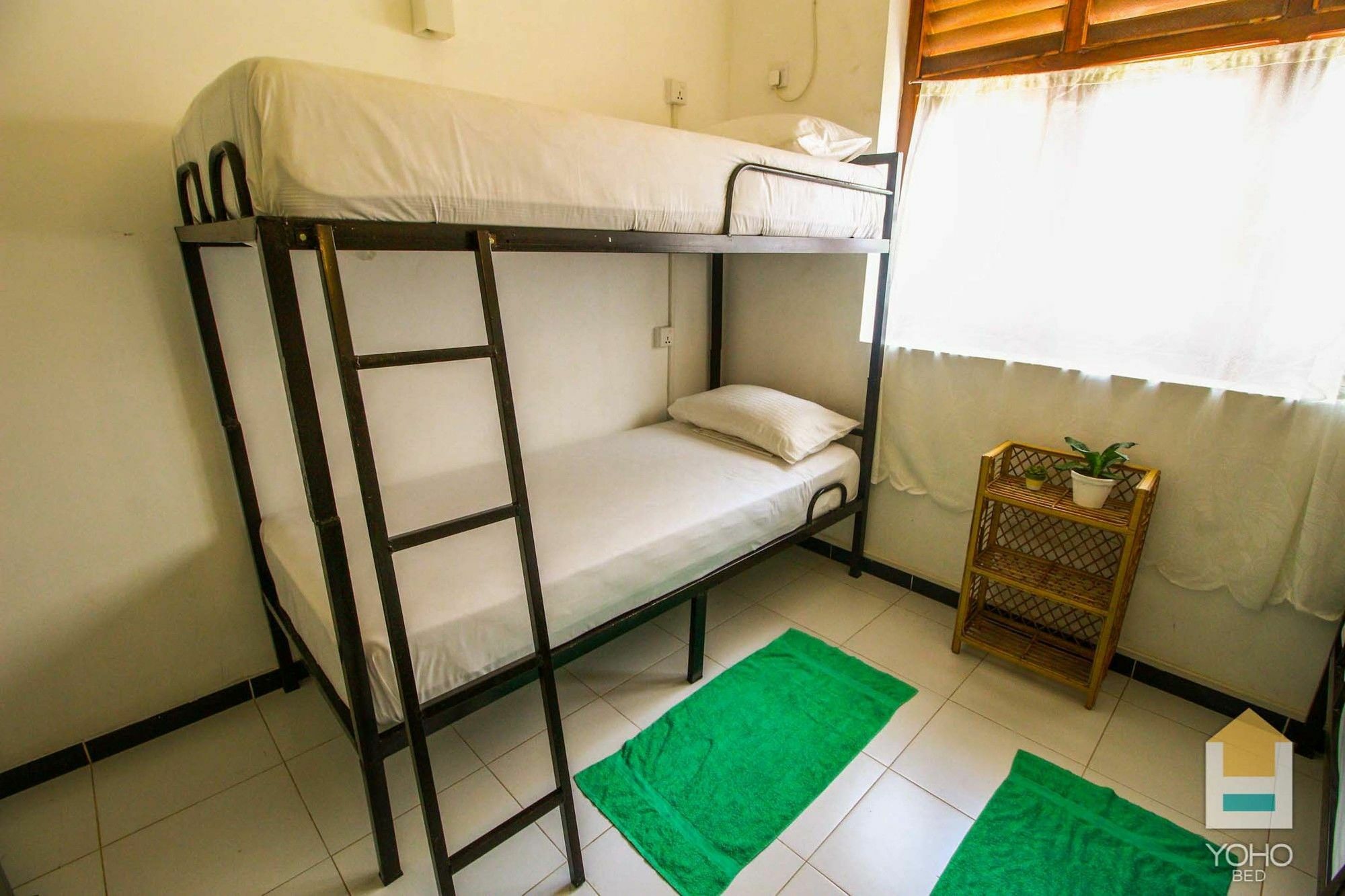 Bed & Bicycle Hostel Dehiwala-Mount Lavinia Exterior photo