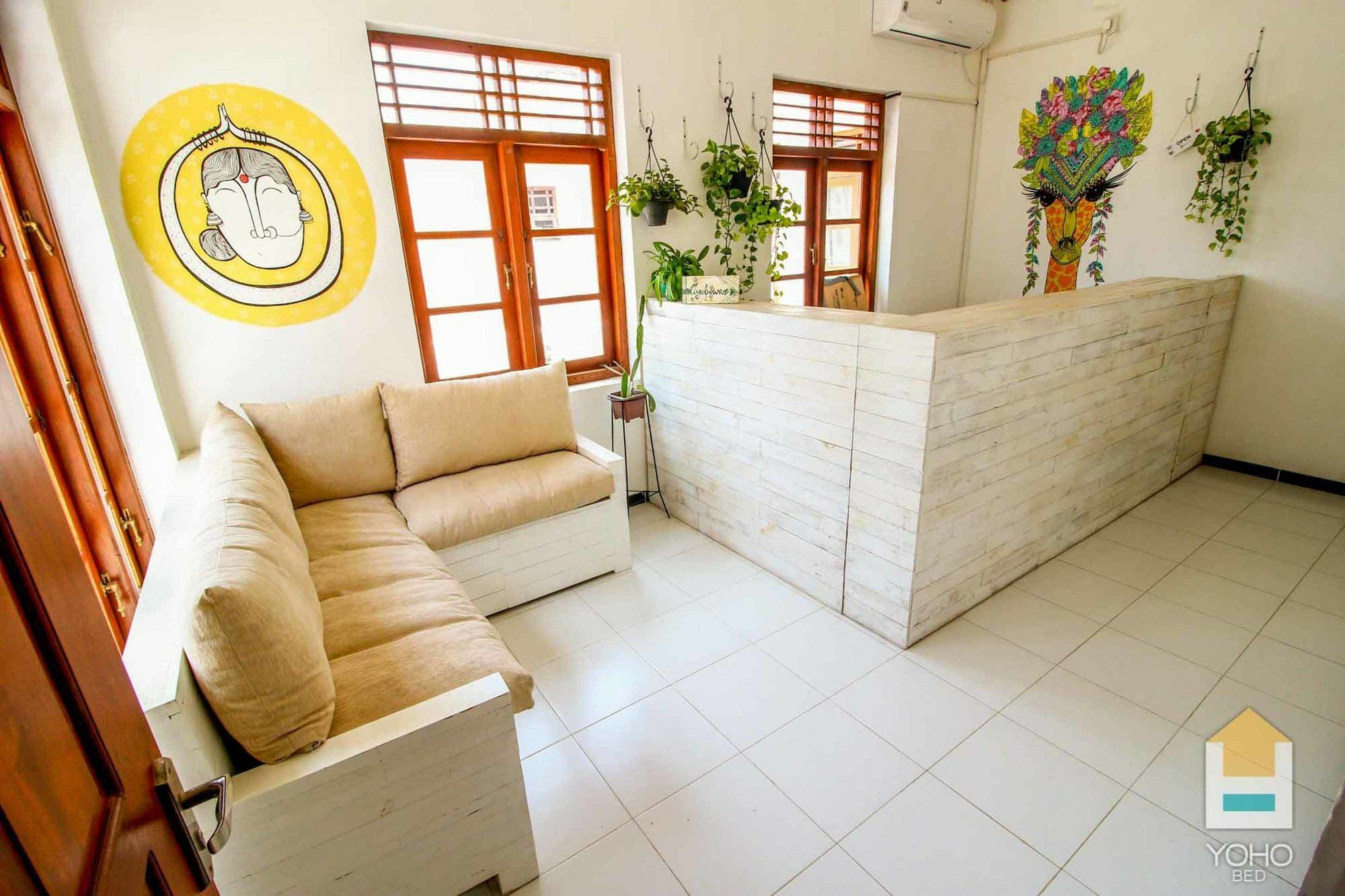 Bed & Bicycle Hostel Dehiwala-Mount Lavinia Exterior photo